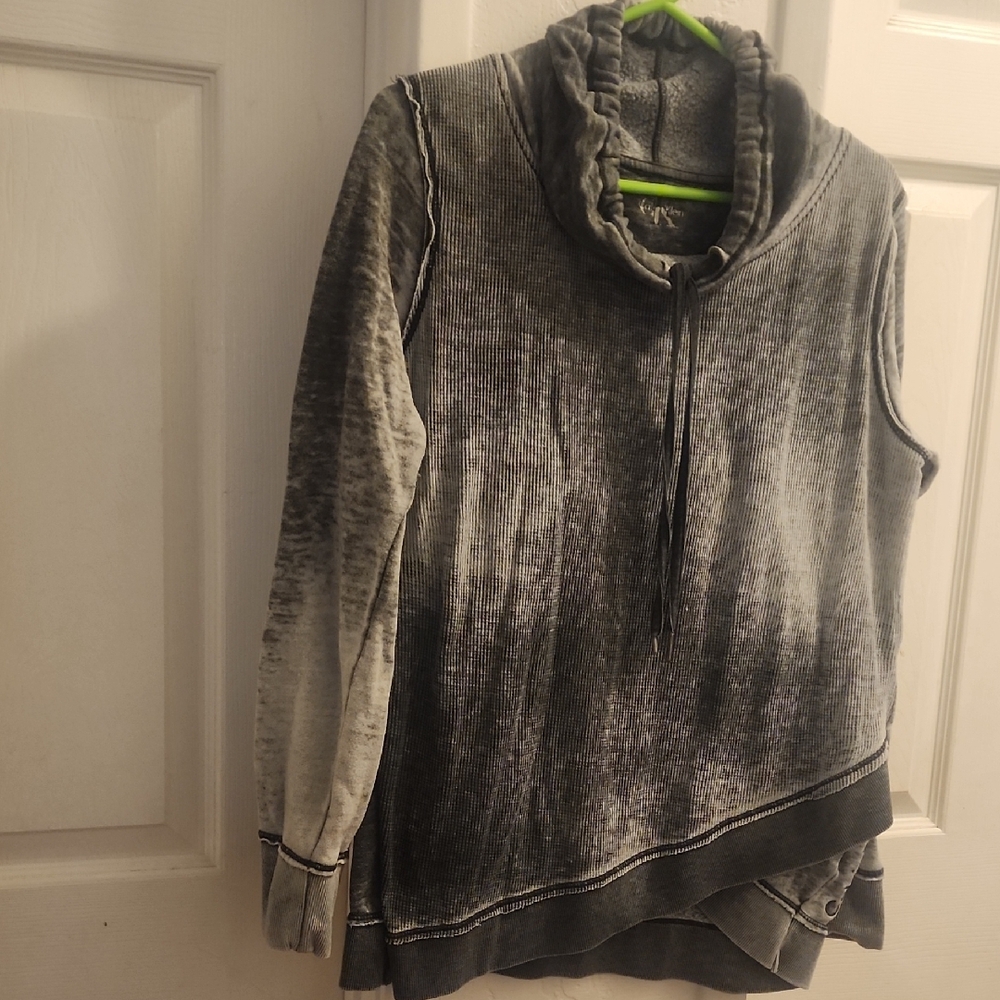 Stylish Gray Women's Sweater